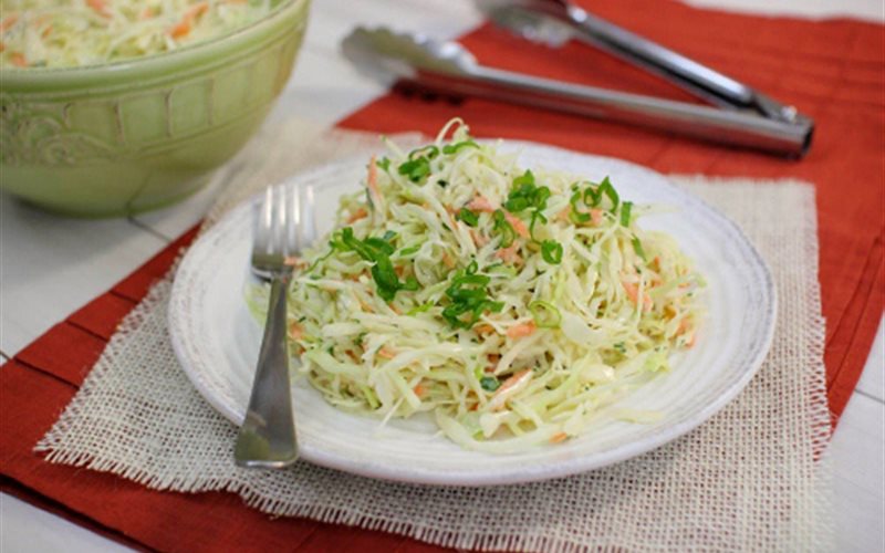 Salad rau củ giảm cân sau sinh